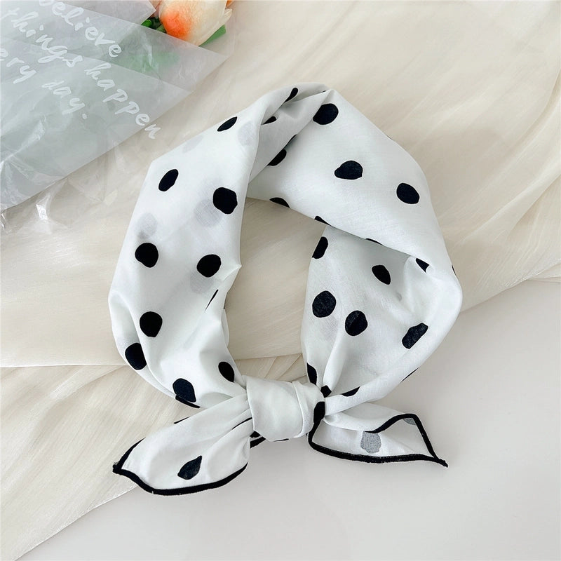 Women's Elegant Sweet Ditsy Floral Polka Dots Heart Shape Polyester Silk Scarf