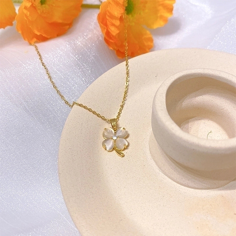 Titanium Steel Lady Inlay Heart Shape Flower Artificial Gemstones Pendant Necklace