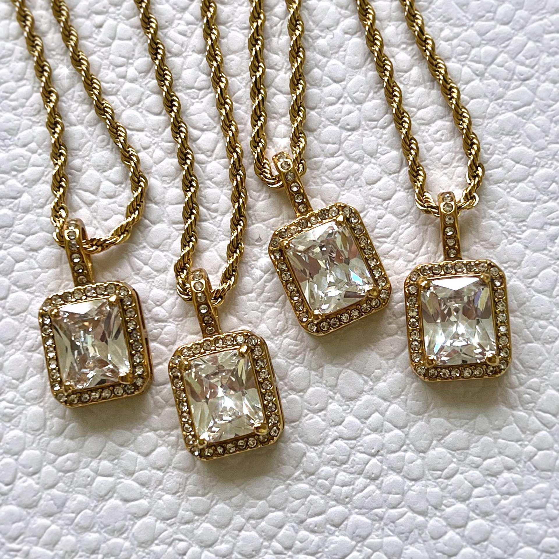 Vintage Stripe Quadrilateral Geometric Titanium Steel Electroplating Necklaces
