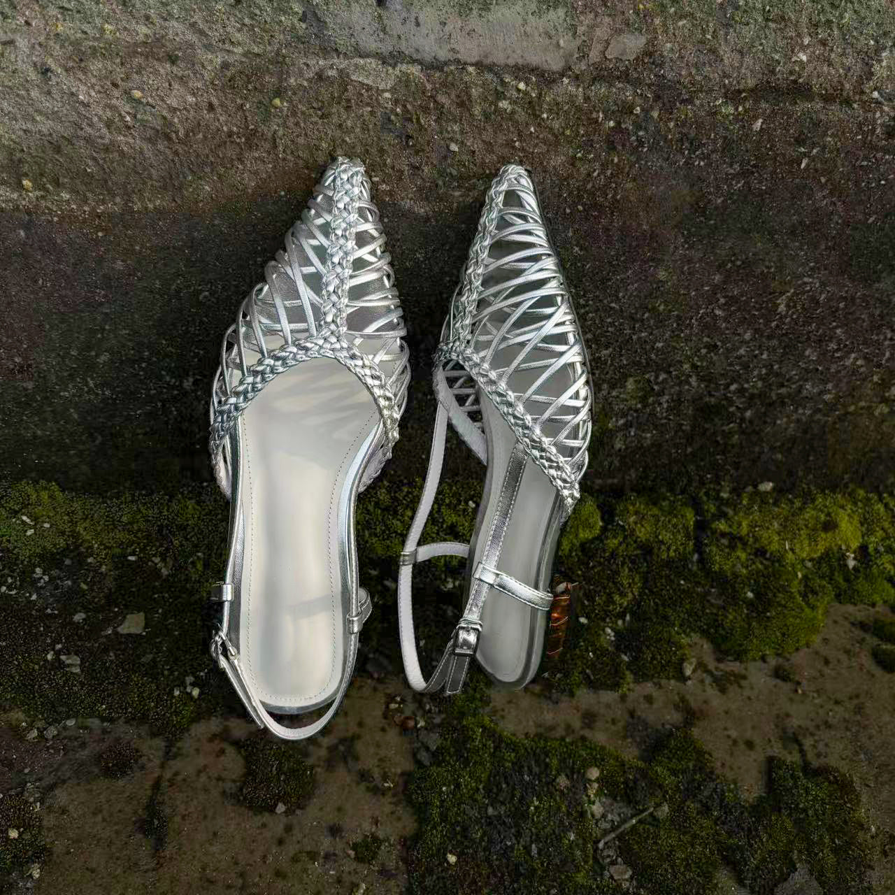 Fashion Woven Pointed Toe Slingback Sandals Breathable Summer Flats in Golden/Silver/Yellow/Light Green