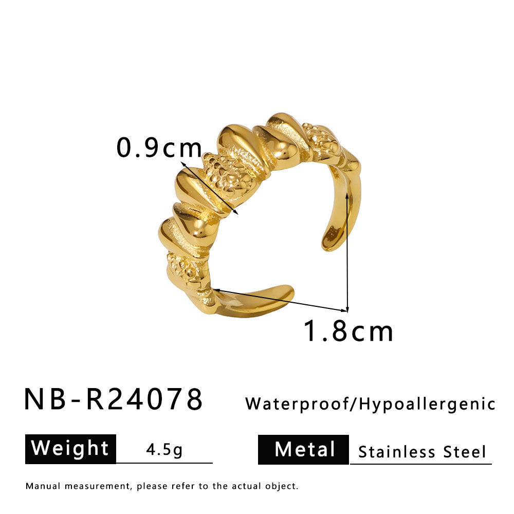 Exaggerated Style Titanium Steel Geometric Niche Pleated Three-Dimensional Petal Design Gold-Plated Ring Fashionable Women