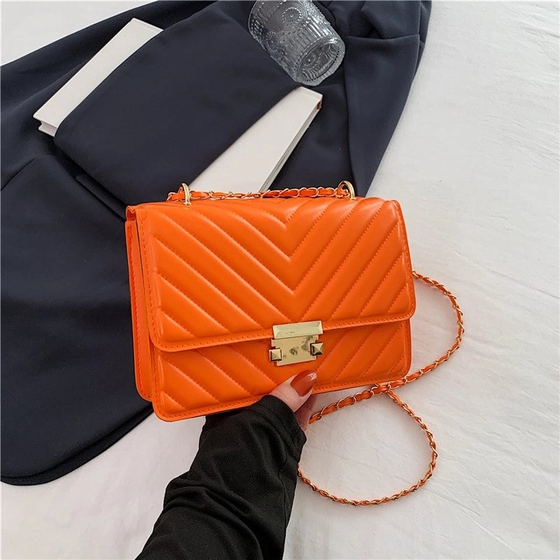 Women's Medium Pu Leather Solid Color Vintage Style Classic Style Flip Cover Shoulder Bag Crossbody Bag