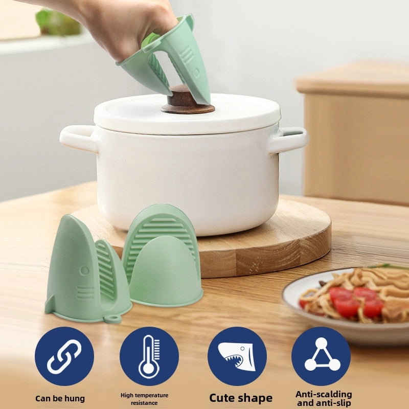 New High Temperature Resistant Shark Silicone Anti-scald Clip Oven Microwave Oven Heat Insulation Clip Bowl Clip Universal Clip Plate Artifact