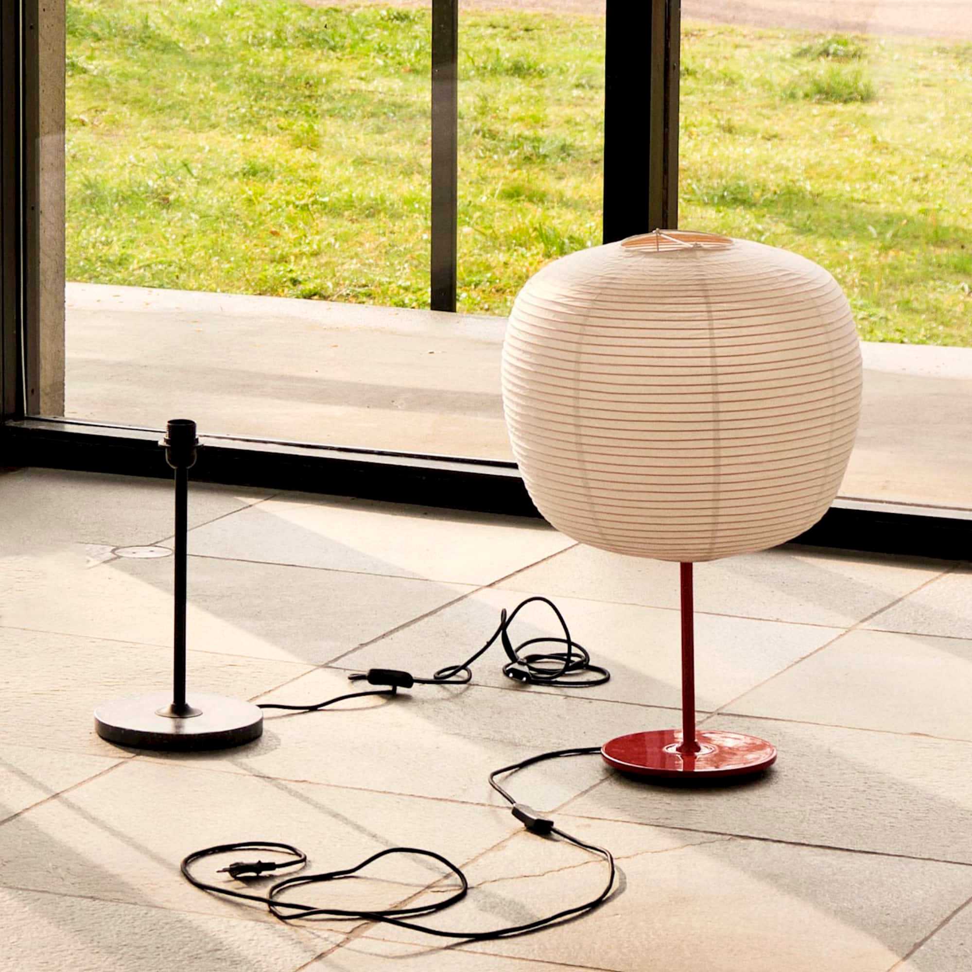 Common Table Lamp