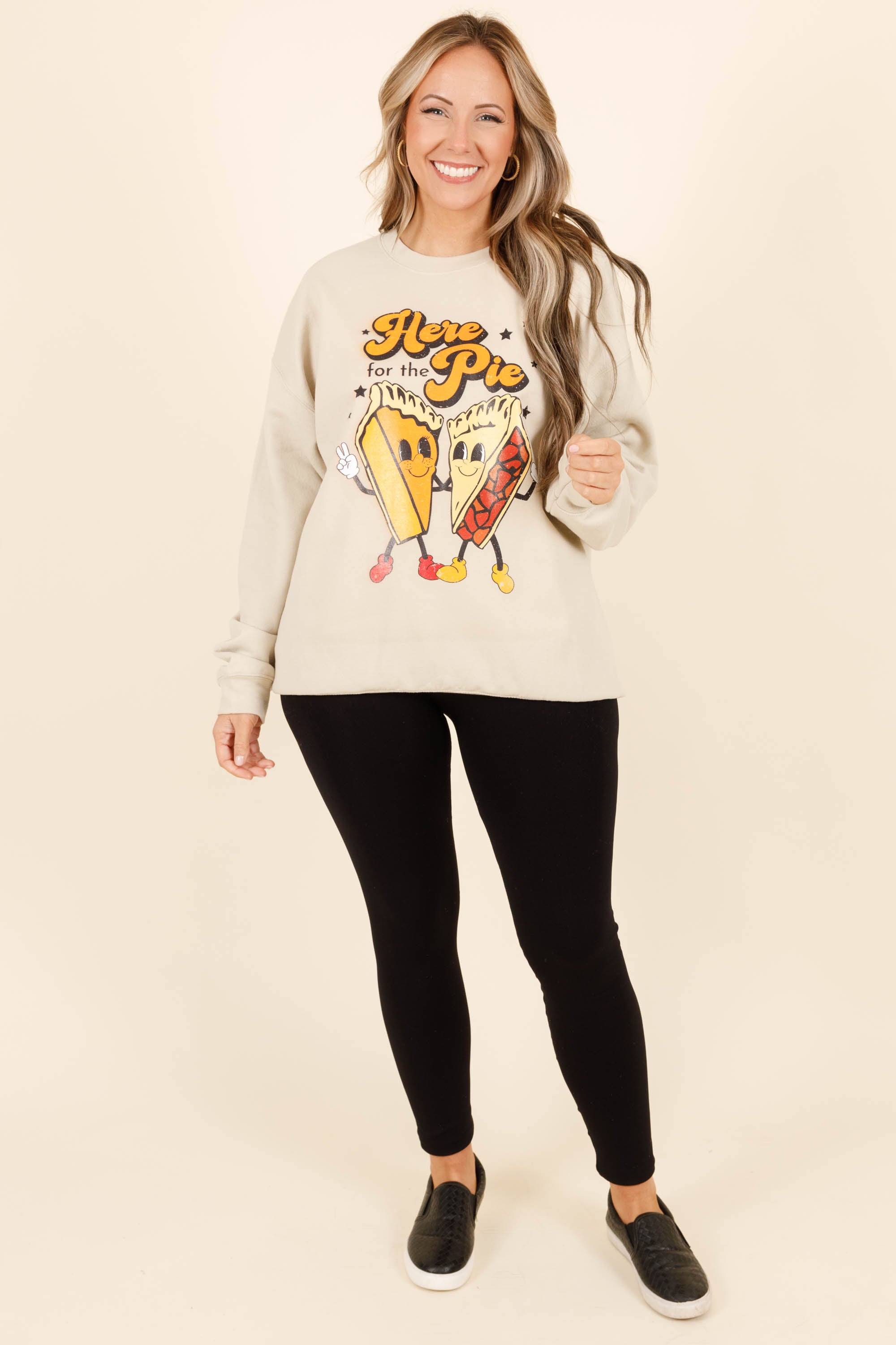 Dancing Pies Sweatshirt. Sand