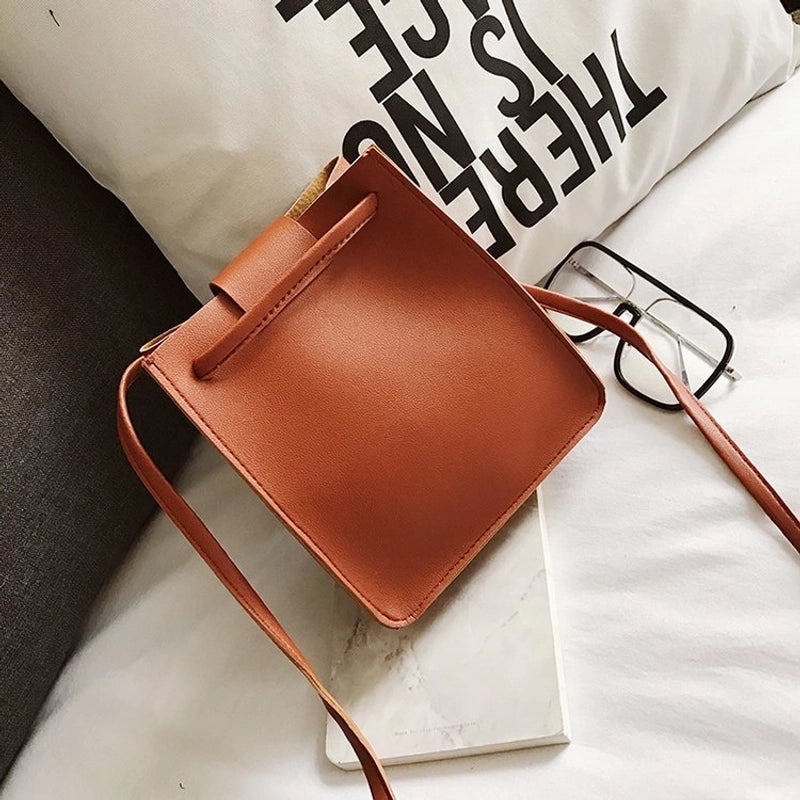 New Simple Wild Trend Messenger Bag