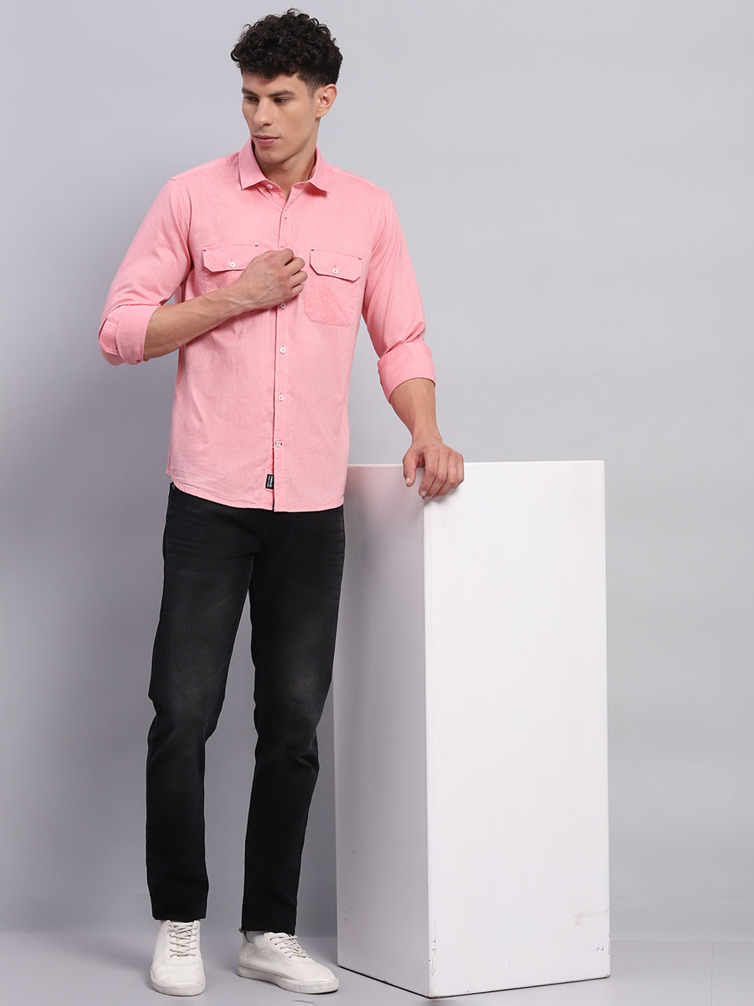 Men Pink Solid Collar Full Sleeve Shirt