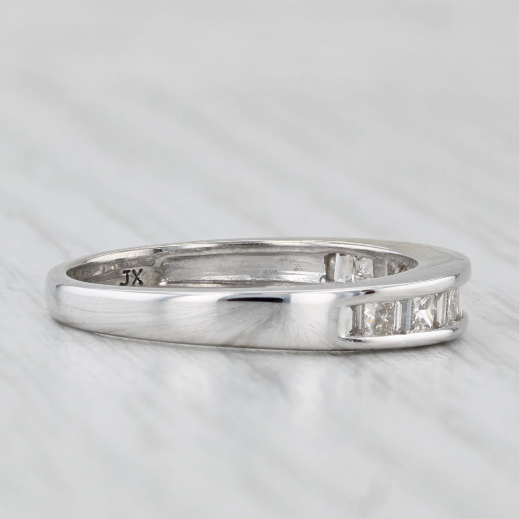 0.52ctw Diamond Wedding Band 14k White Gold Anniversary Ring Size 7.25 Stackable