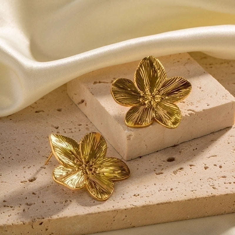 1 Pair Minimalist Classic Style Flower Petal 304 Stainless Steel 18K Gold Plated Ear Studs