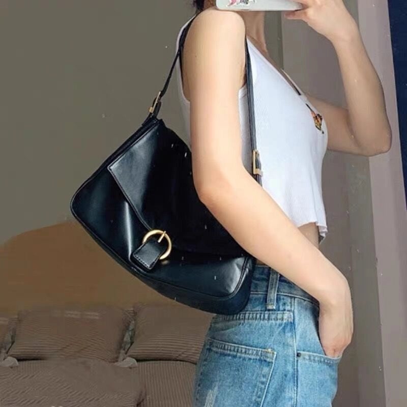Women's Medium Pu Leather Solid Color Streetwear Square Magnetic Buckle Shoulder Bag Tote Bag