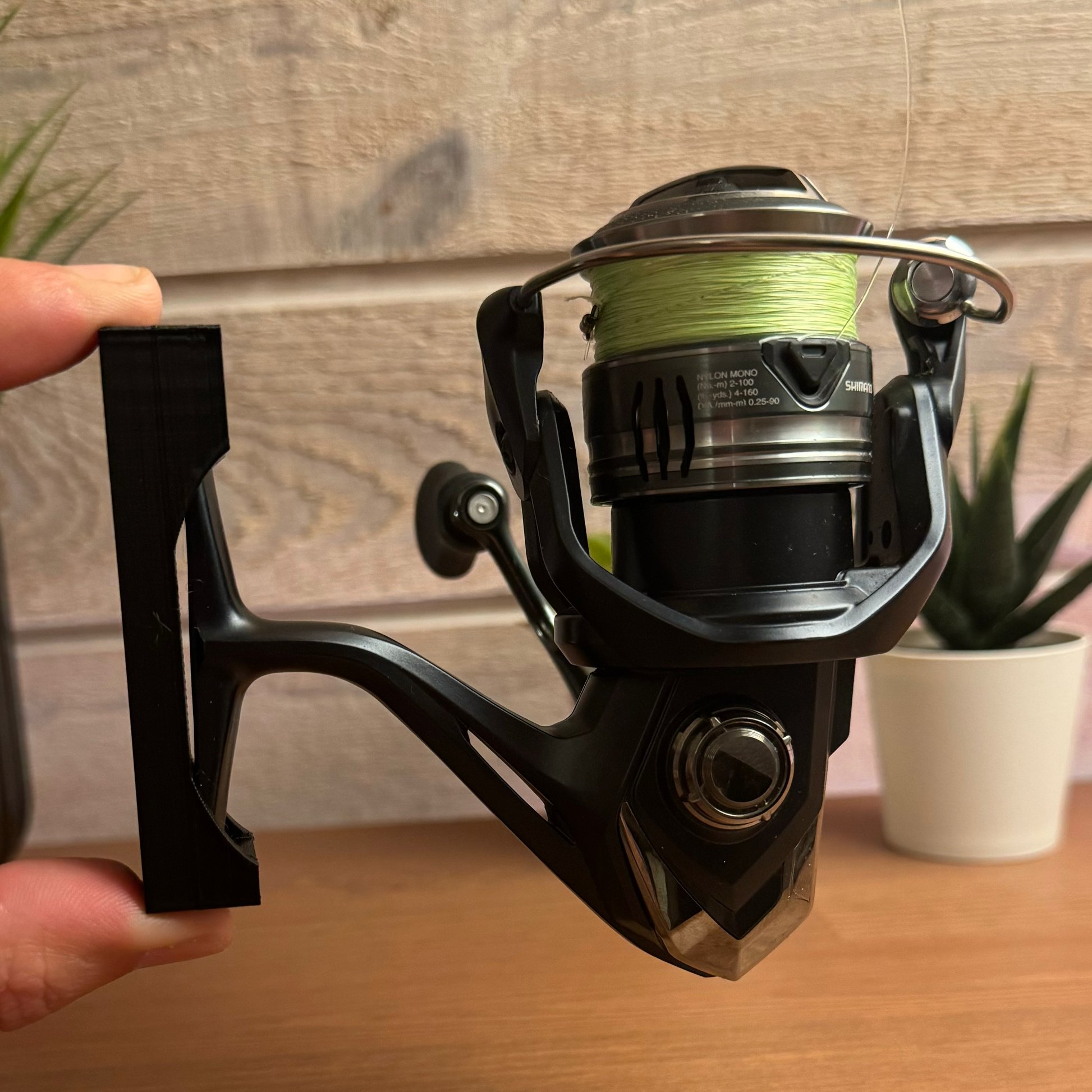 Spin Fishing Reel Wall Mount