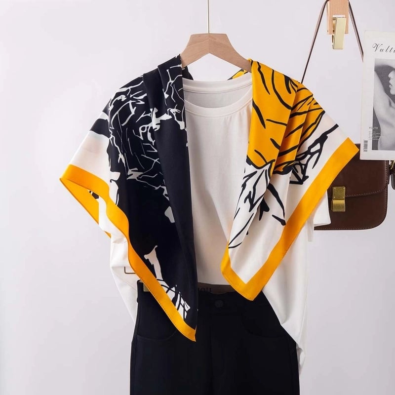 Women's Elegant Minimalist Stripe Flower Satin Silk Scarf