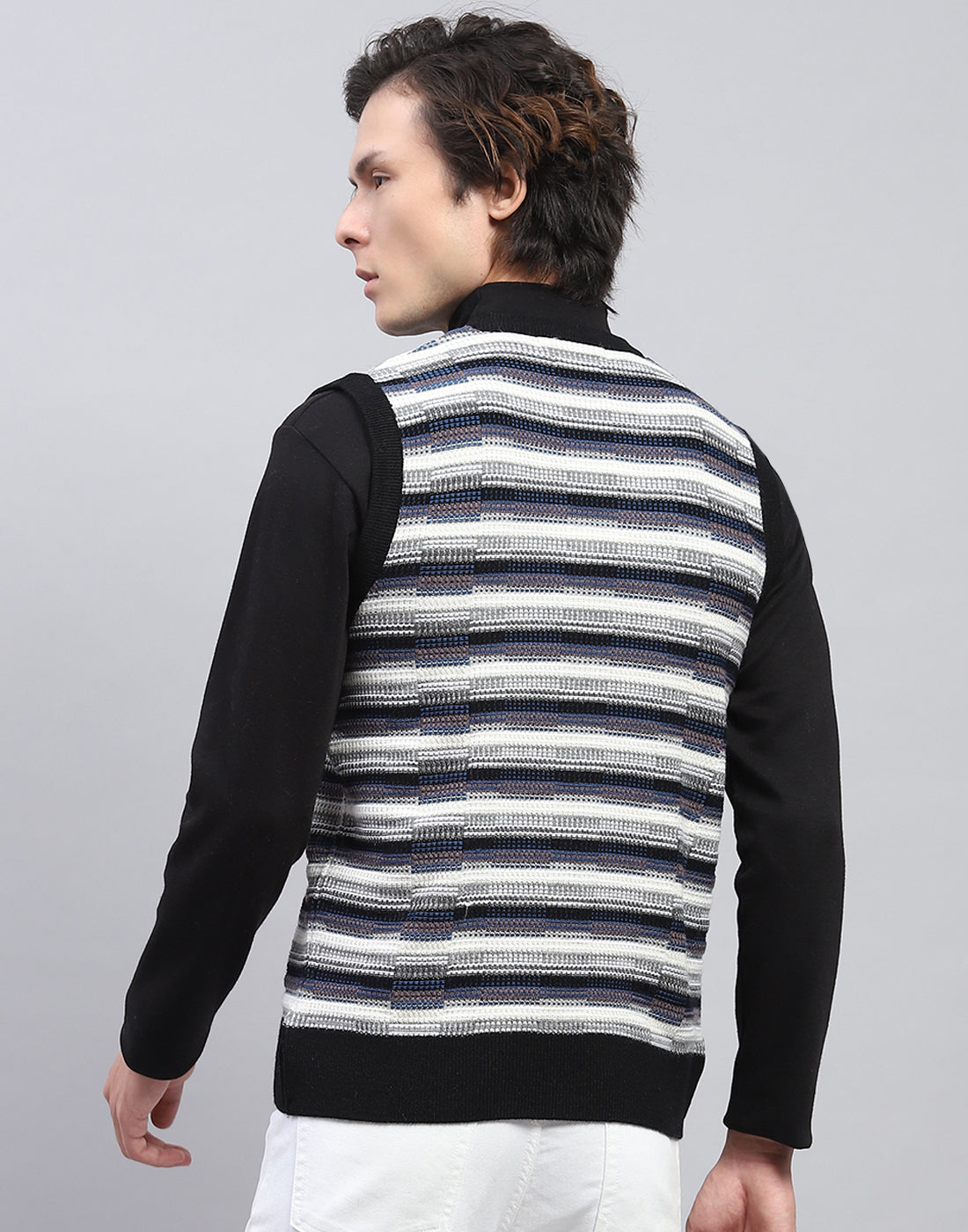 Men Black Self Design V Neck Sleeveless Sweater