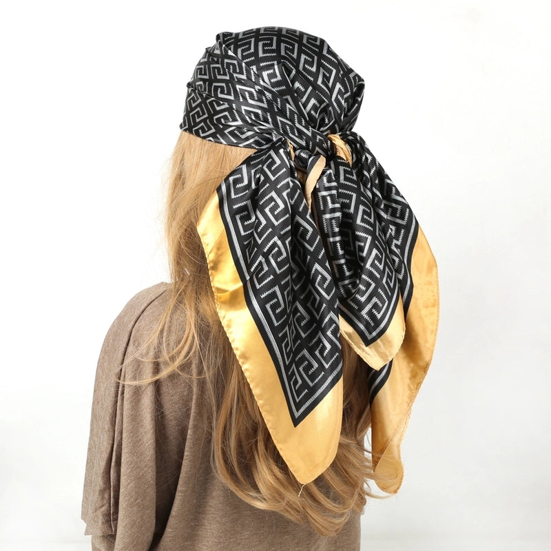 Unisex Casual Leopard Satin Printing And Dyeing Printing Dyeing Silk Scarf Kerchief Bandanas