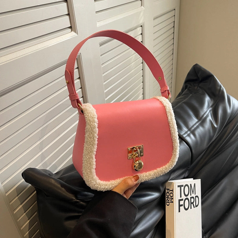 Women's Small PU Solid Color Elegant Classic Style Streetwear Plush Square Flip Cover Saddle Bag