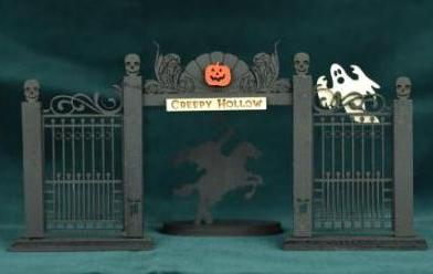 Creepy Hollow Entrance Fence & Headless Horseman Silhouette