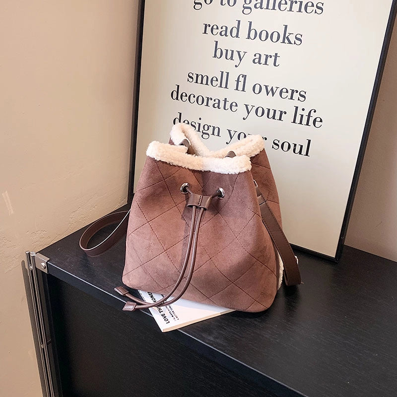 Women's Pu Leather Suede Solid Color Classic Style Streetwear Bucket String Crossbody Bag