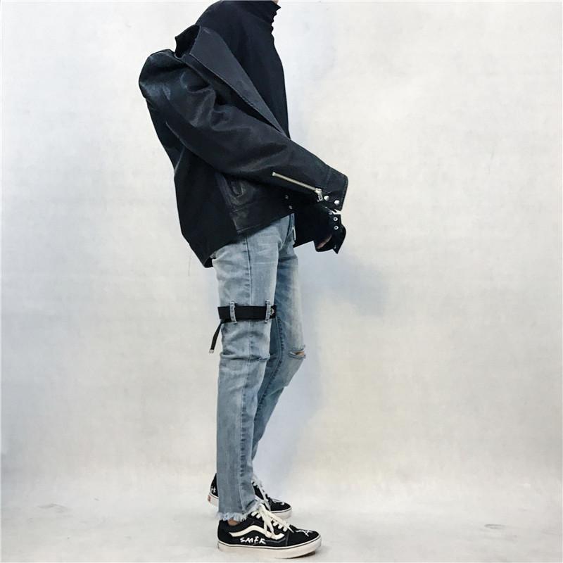Strapped Steel Ring Jeans