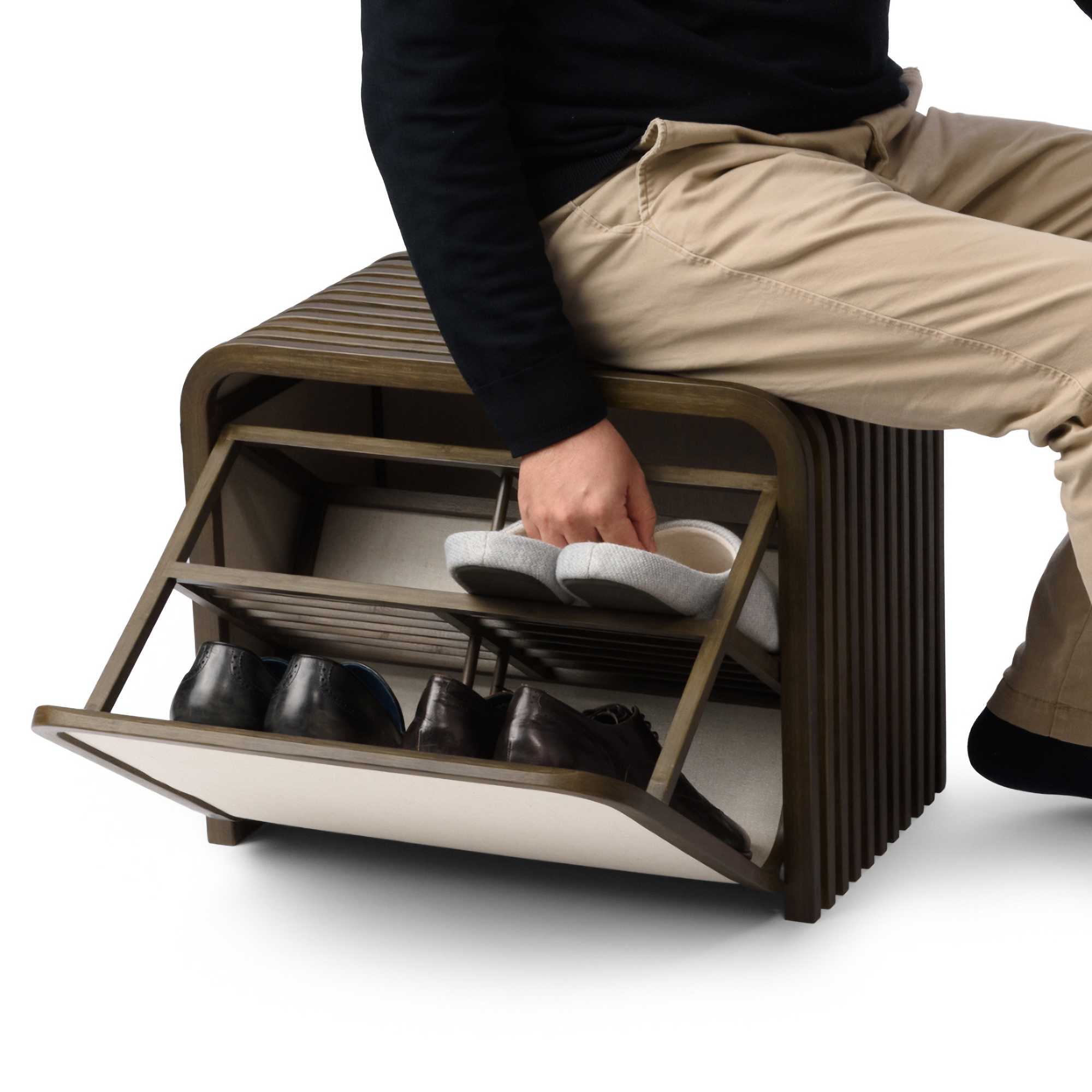 Gudee Tolin Storage Bench. brown