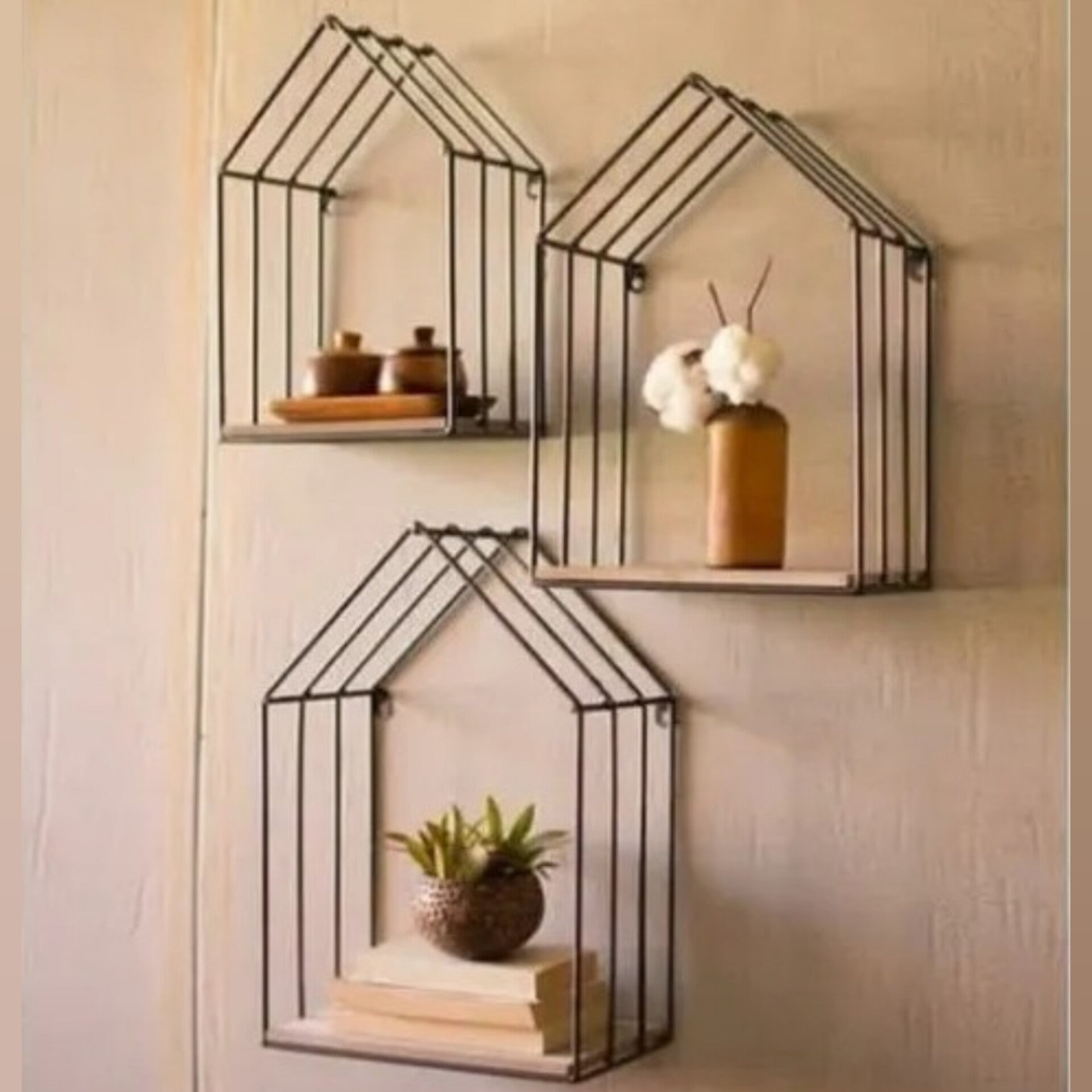 Hut Style Wall Shelf - Three Grills Style