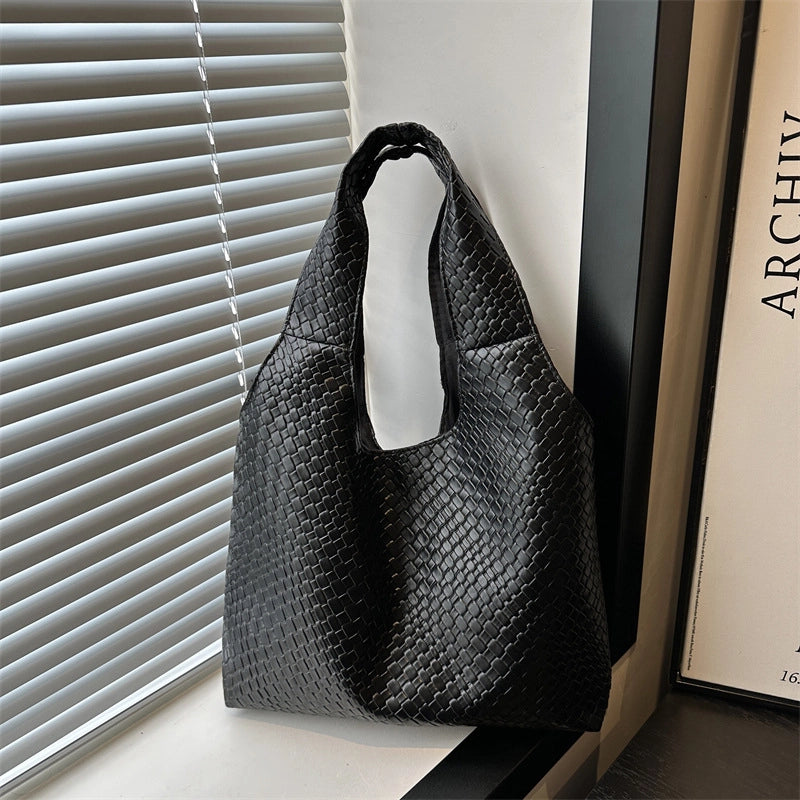 Autumn New Special-Interest Design Retro Personality Trend Large Capacity Totes Women's Western Style Shoulder Underarm Bag