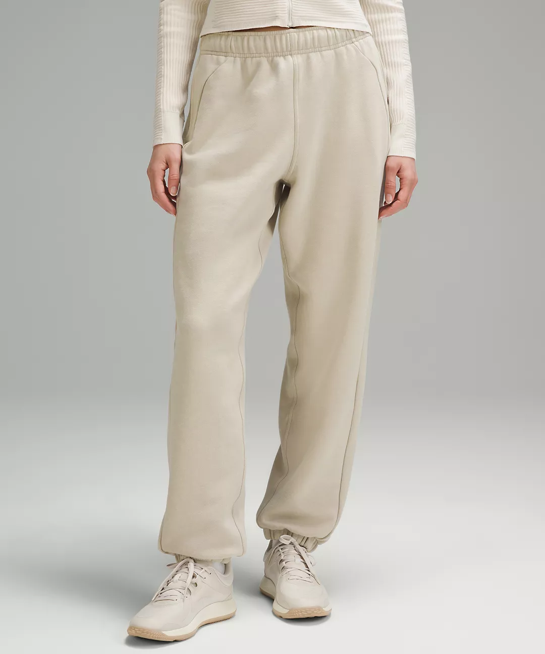 Scuba Mid-Rise Oversized Jogger Regular