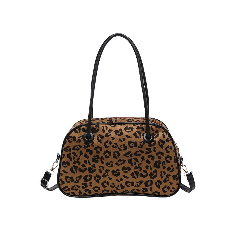 Women's Pu Leather Leopard Streetwear Pillow Shape Zipper Shoulder Bag