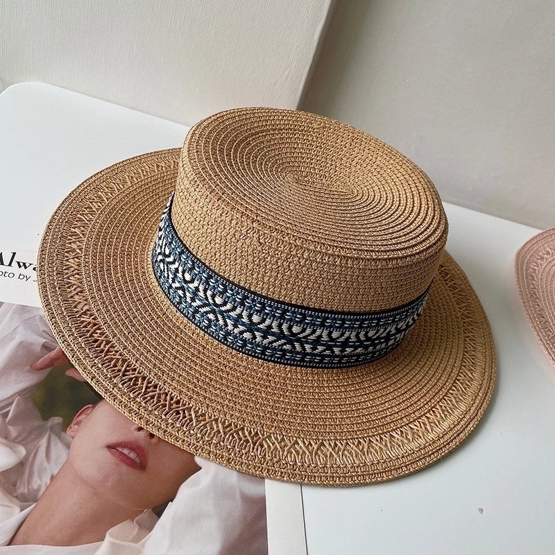 Women's Sweet Geometric Flat Eaves Straw Hat