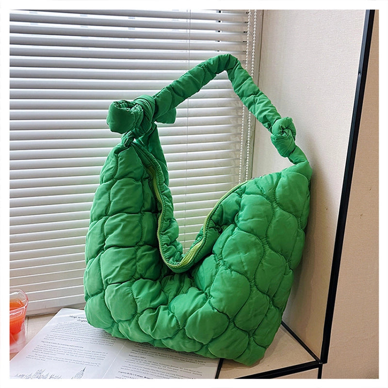 Women's Large Polyester Solid Color Classic Style Streetwear Square Zipper Cloud Shape Bag