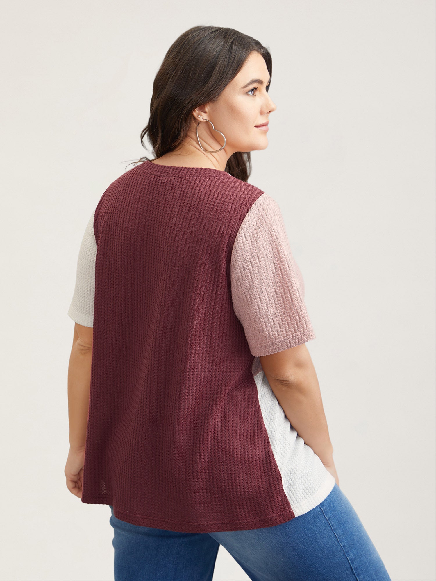 Color Block V-Neck Relaxed Fit T-Shirt