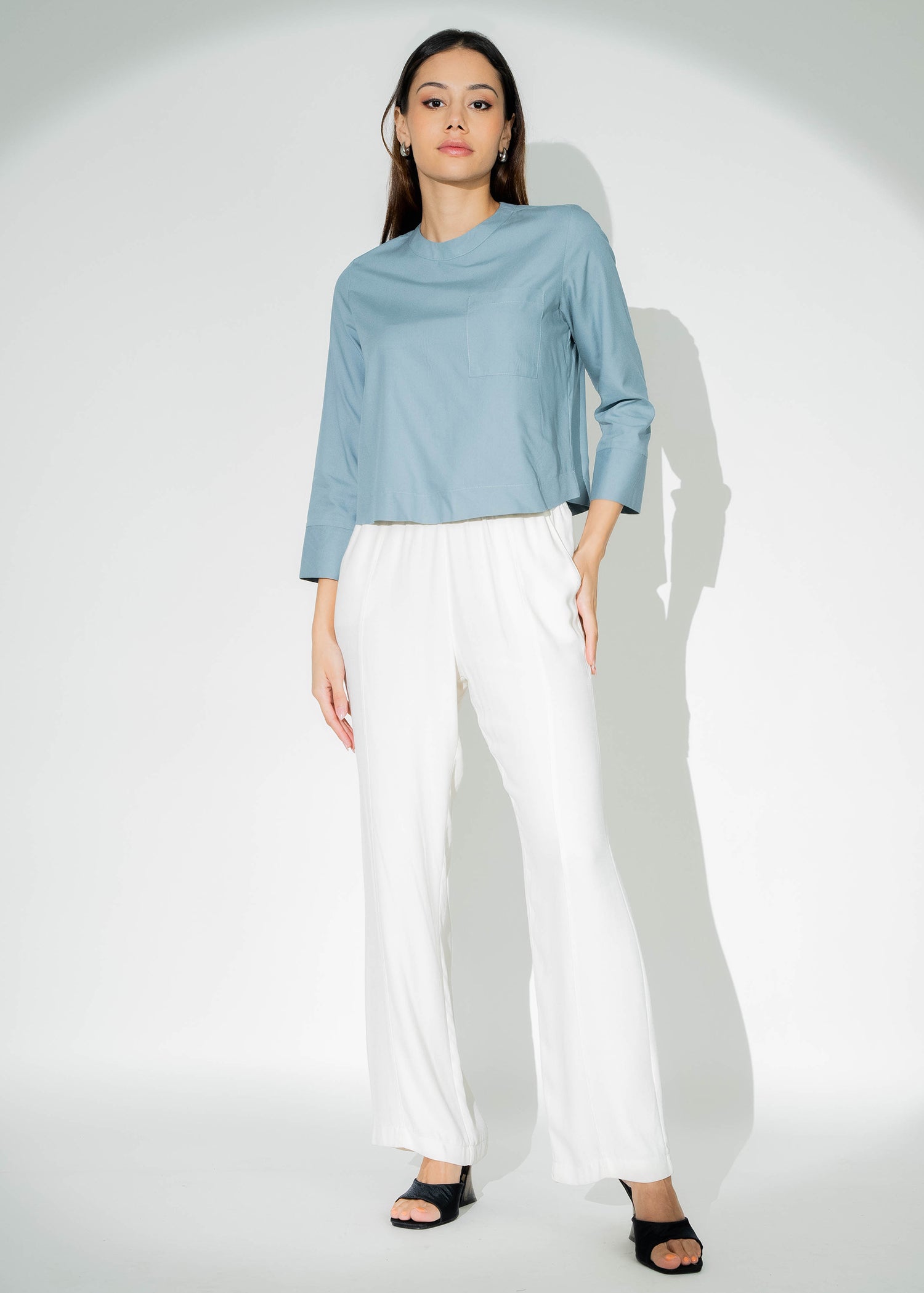 Basic round neck blouse with front pocket