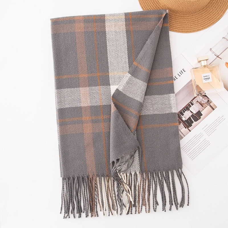 Women's Elegant Minimalist Plaid Imitation Cashmere Tassel Scarf
