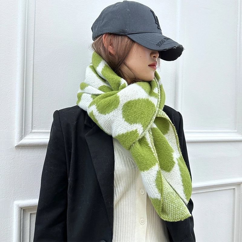 Women's Basic Classic Style Heart Shape Polyester Scarf