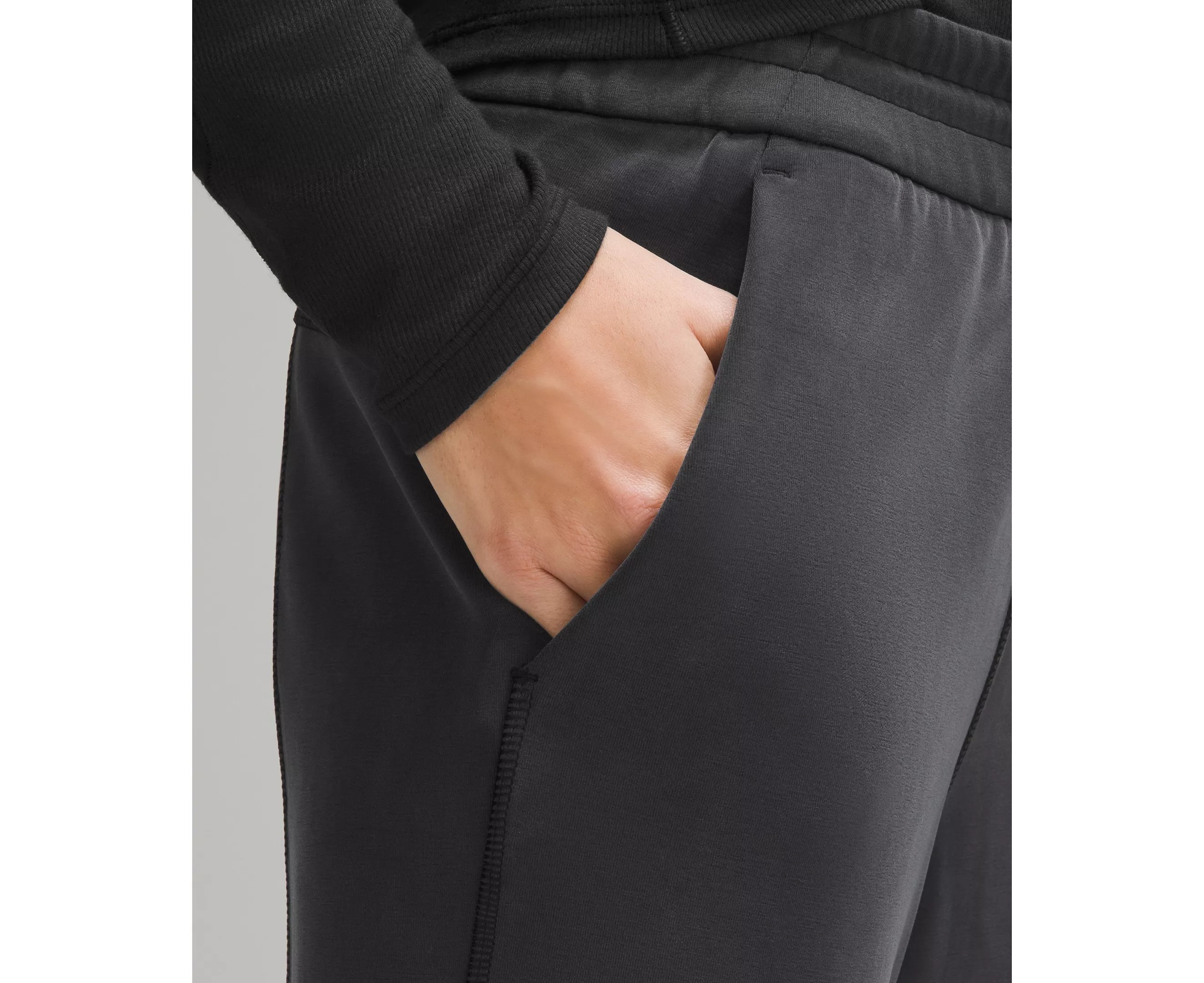 Pantalón Softstreme de talle alto Regular