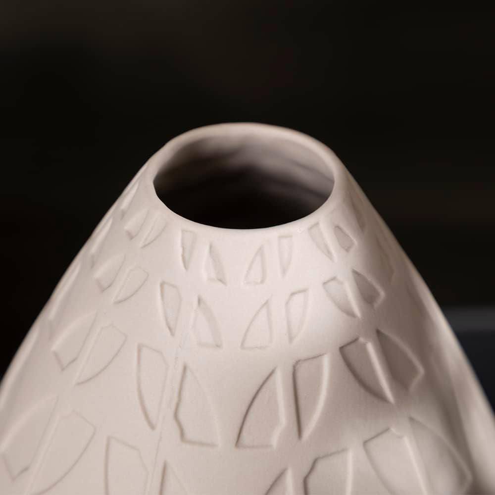 Clover Embossed Porcelain Vase Medium - Beige