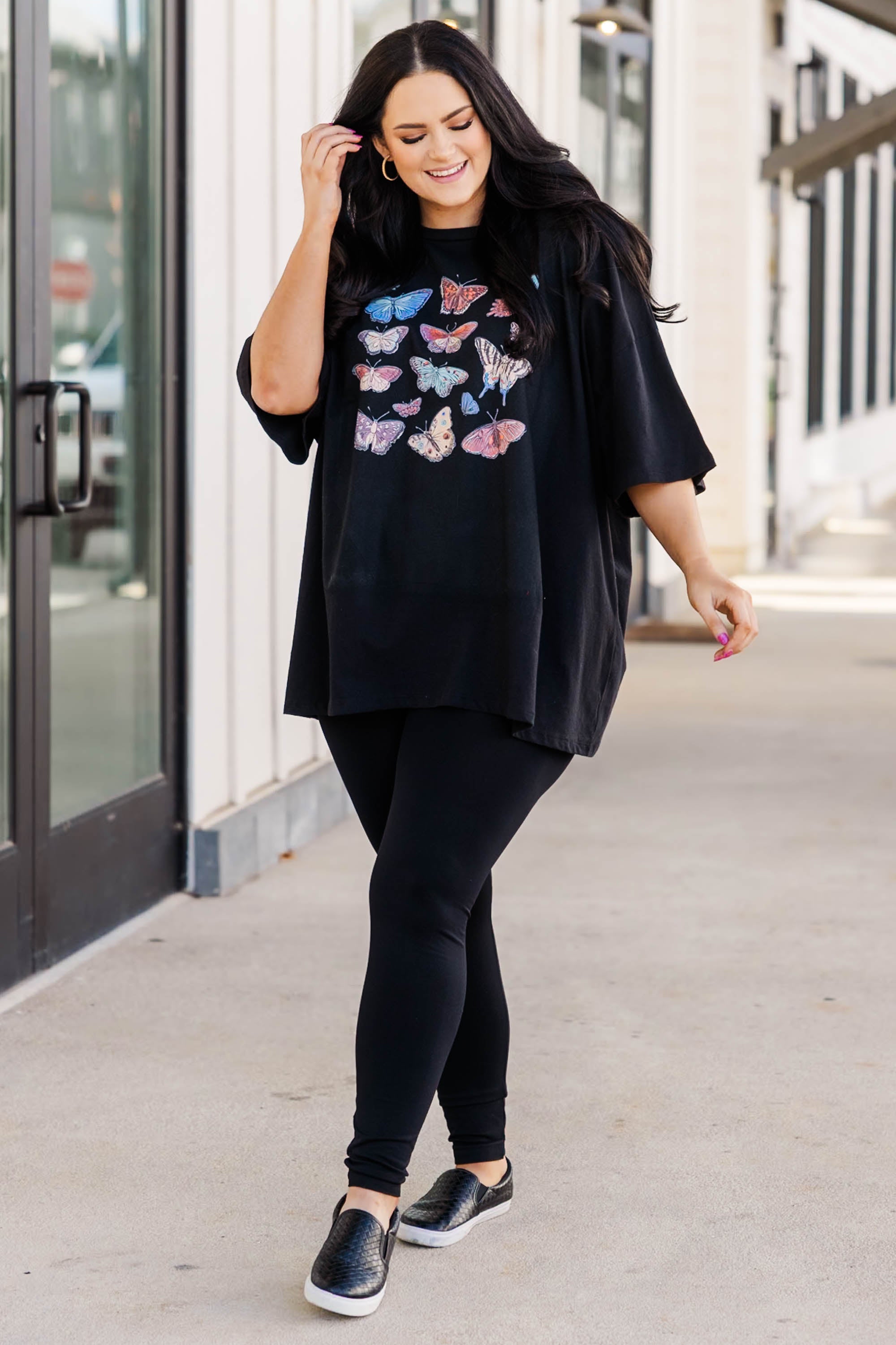 Feeling Butterflies Boyfriend Tee. Black