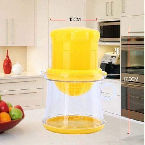 Mini Manual Juicer. Juice Extractor