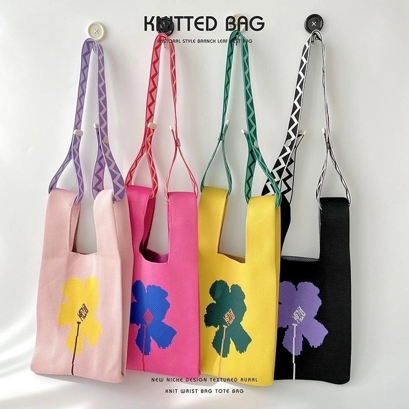 Women's Medium Polyester Flower Beach Open Handbag