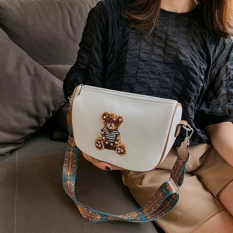 Women's Pu Leather Little Bear Classic Style Square Zipper Shoulder Bag