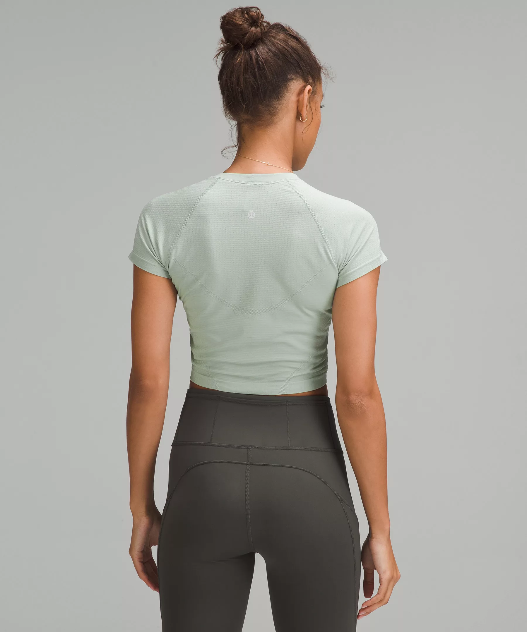 Swiftly Tech Cropped Short-Sleeve Shirt 2.0