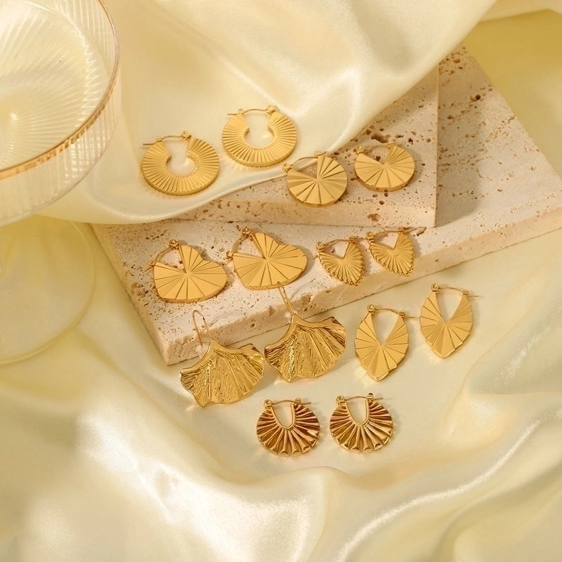 1 Pair Vintage Style Sector Heart Shape Solid Color Plating 304 Stainless Steel 18K Gold Plated Drop Earrings